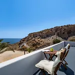 Βίλα α Peaceful Seafront Escape In Santorini- Sonus Mare Βούρβουλος