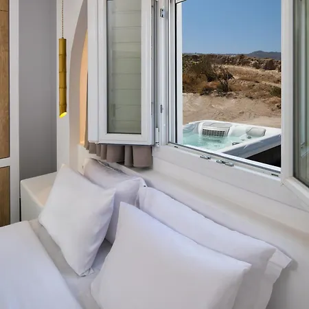 Peaceful Seafront Retreat In Santorini -Sonus Mare Beach Houses Vourvoulos