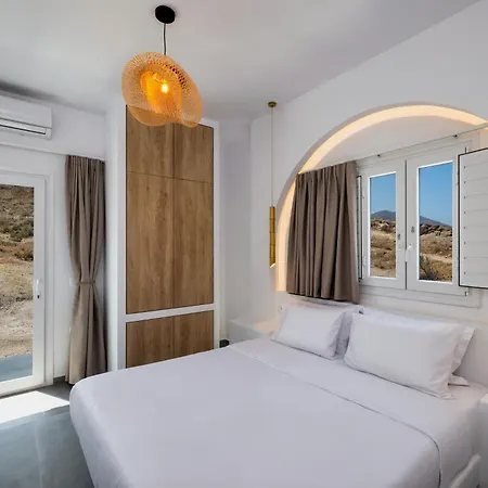 Apartment Peaceful Seafront Retreat In Santorini -Sonus Mare Beach Houses Vourvoulos
