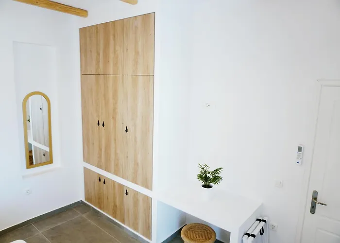 α Peaceful Seafront Escape In Santorini- Sonus Mare 빌라 Vourvoúlos