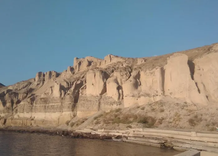 α Peaceful Seafront Escape In Santorini- Sonus Mare 빌라