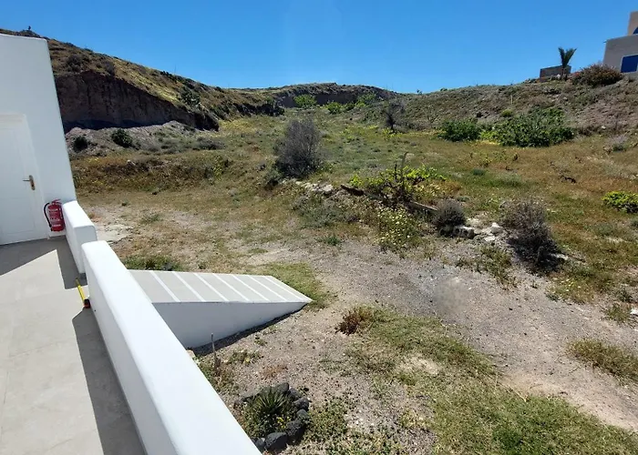 α Peaceful Seafront Escape In Santorini- Sonus Mare 别墅 *