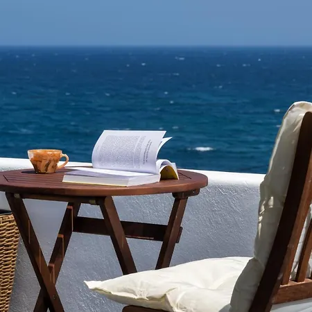 Villa α Peaceful Seafront Escape In Santorini- Sonus Mare *