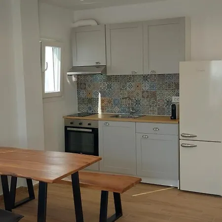 α Peaceful Seafront Escape In Santorini- Sonus Mare *