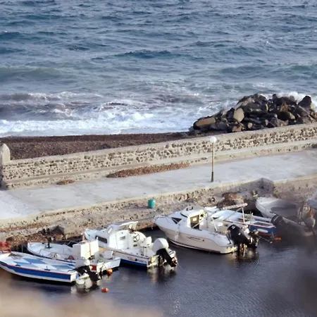 α Peaceful Seafront Escape In Santorini- Sonus Mare * Vúrvulosz