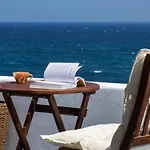 Villa α Peaceful Seafront Escape In Santorini- Sonus Mare *