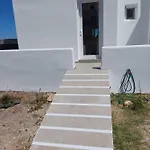 Villa α Peaceful Seafront Escape In Santorini- Sonus Mare *