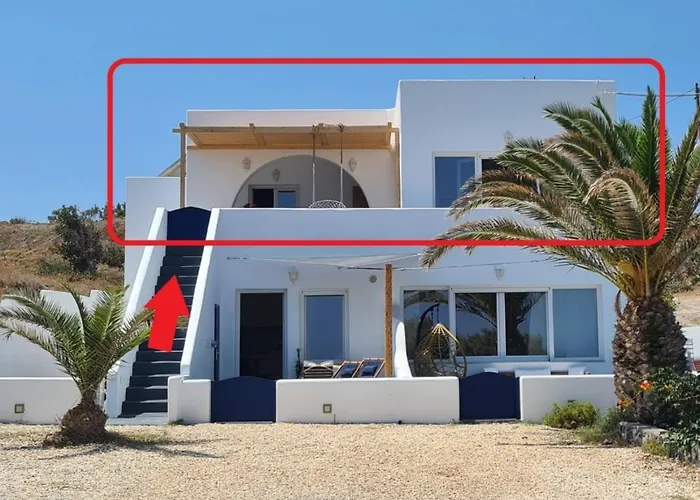 α Peaceful Seafront Escape In Santorini- Sonus Mare